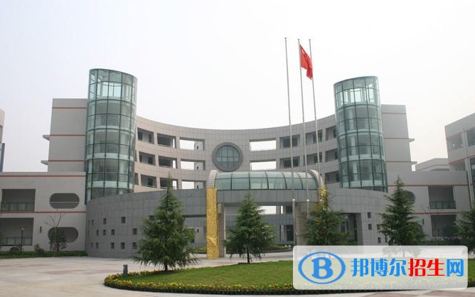 綿陽(yáng)高中女生上什么中專學(xué)校好