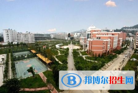 云南沒讀完高中可以讀中專學(xué)校嗎