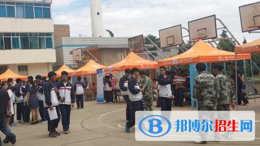 昆明好一點的中專學校