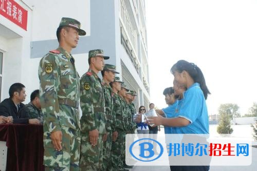 昆明讀中專(zhuān)學(xué)校要分?jǐn)?shù)嗎