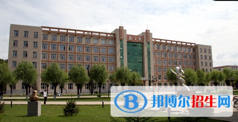 貴州初中女生畢業(yè)后讀什么中專學校好