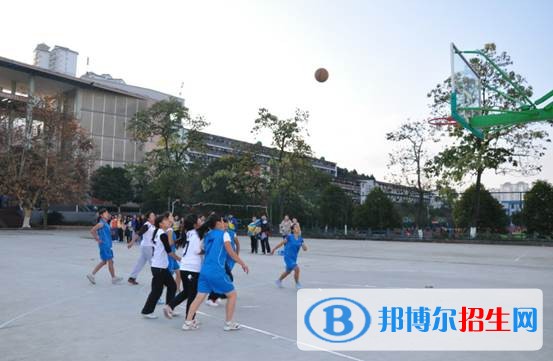 貴州讀中專學校要初中畢業(yè)證嗎