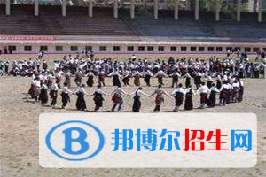 四川職高好還是中專學校好