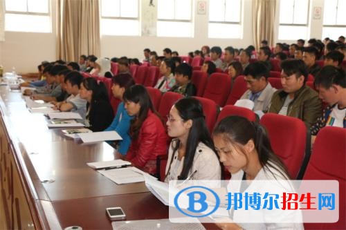 曲靖中專學校和高中的區(qū)別
