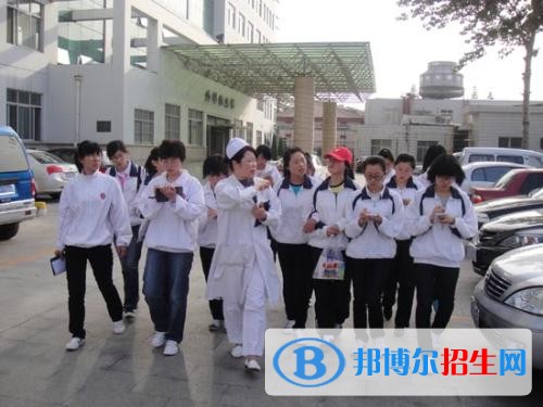 玉溪中專學(xué)校生可以考大學(xué)嗎