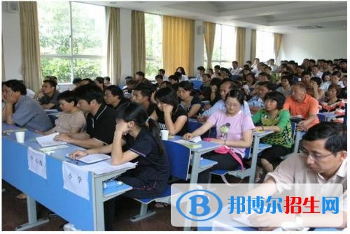 玉溪讀什么中專學校