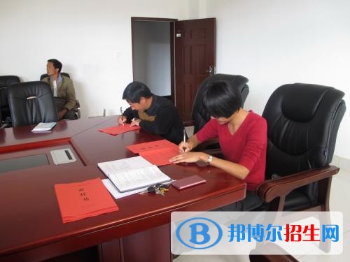 玉溪高中中專學校都有什么專業(yè)