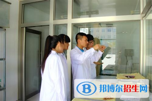 玉溪去讀中專(zhuān)學(xué)校學(xué)什么對(duì)以后好一點(diǎn)
