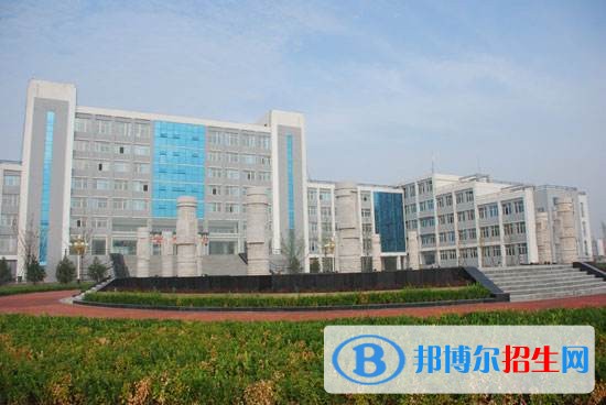 太原旅游職業(yè)學(xué)院?jiǎn)握袌?bào)名條件