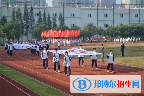 中學畢業(yè)讀什么中專學校