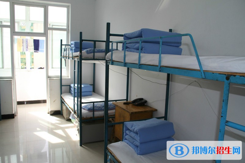 巴中高中中專學(xué)校