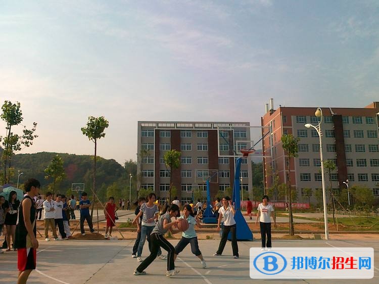 巴中女生讀什么中專學(xué)校好