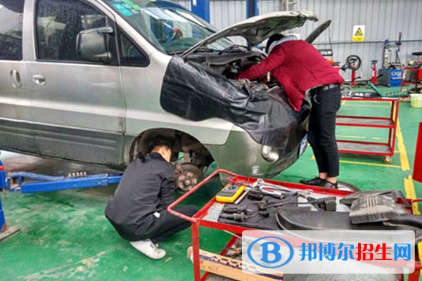 巴中適合高中畢業(yè)的中專學(xué)校