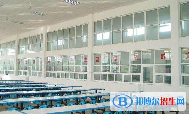 東莞石碣職業(yè)中學宿舍條件