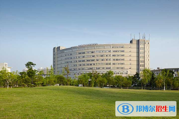 浙江商業(yè)職業(yè)技術(shù)學(xué)院?jiǎn)握谐煽?jī)查詢(xún)時(shí)間