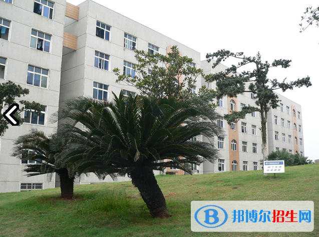 湖南城建職業(yè)技術(shù)學(xué)院?jiǎn)握袌?bào)名條件
