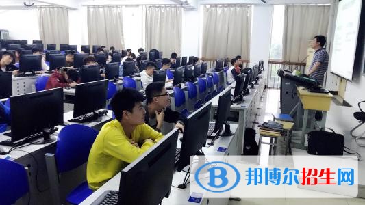巴中好一點的中專學校