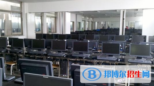 內(nèi)江女生讀中專學校學什么專業(yè)好