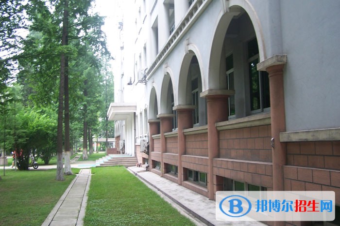 武漢船舶職業(yè)技術(shù)學院單招報名條件