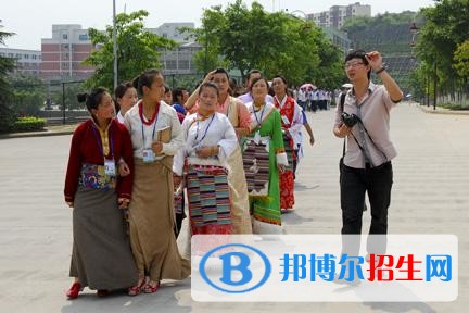 南充中專學校有用嗎