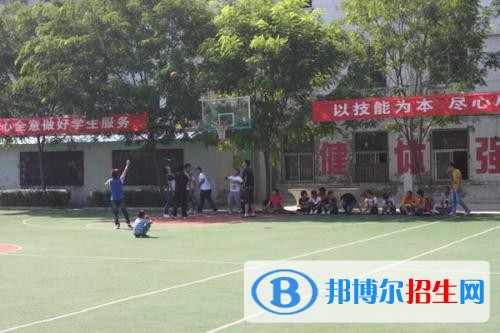 忻州技工學(xué)校2019年報(bào)名條件、招生對象