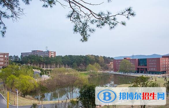 信陽學(xué)院單招報名時間