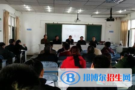 資陽沒有初中畢業(yè)證可以讀中專學校嗎