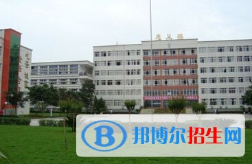 樂山沒有初中畢業(yè)證可以讀中專學校嗎