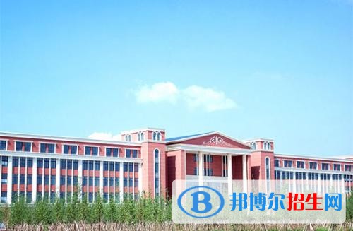 樂(lè)山高中畢業(yè)生讀中專學(xué)校