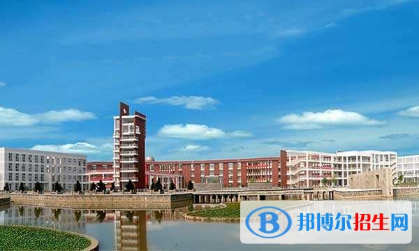 周口職業(yè)技術(shù)學(xué)院?jiǎn)握泻?jiǎn)章