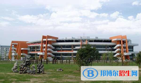 黃河水利職業(yè)技術(shù)學(xué)院?jiǎn)握袌?bào)名條件