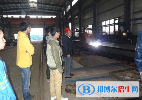 樂山中專學(xué)校哪個專業(yè)最好