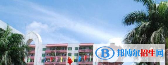 廣東湛江市霞山區(qū)職業(yè)高級(jí)中學(xué)2019年報(bào)名條件、招生對(duì)象