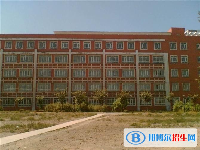 新疆輕工職業(yè)技術學院單招報名條件