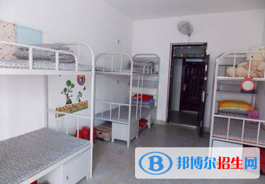 化州技工學校宿舍條件