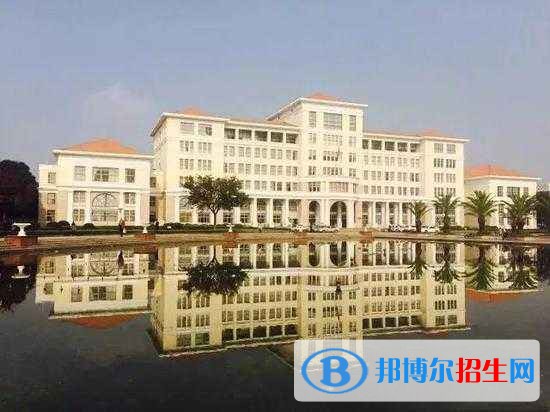 廣西金融職業(yè)技術(shù)學院單招報名條件