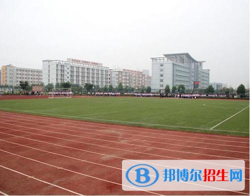 德陽讀中專學校多少錢