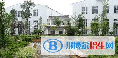 德陽中專學校升大專