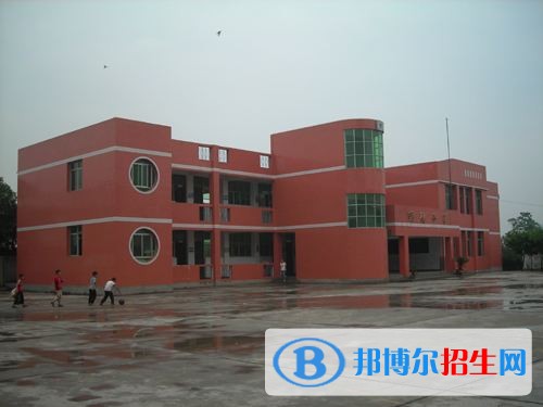 遂寧讀中專學校好還是讀高中好