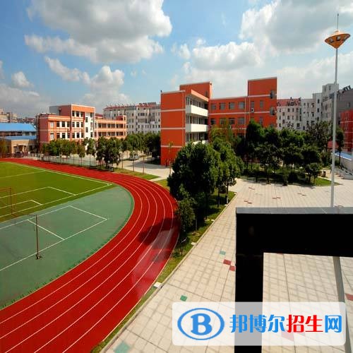 無錫讀中專學校要初中畢業(yè)證嗎