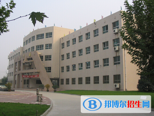 南京機電技術(shù)學校2