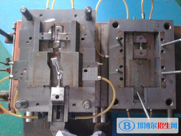 渭南讀中專學校學什么有前途