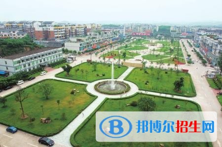 四川榮縣職業(yè)高級(jí)中學(xué)校2019年報(bào)名條件、招生對(duì)象