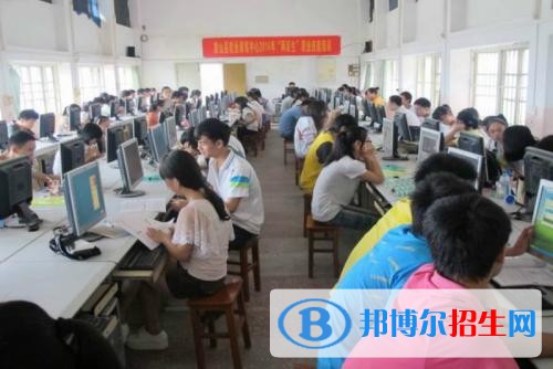 銅川中專學(xué)校生可以考大學(xué)嗎