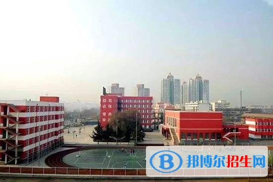 蘭州初中女生上什么中專學校好