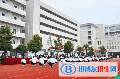 南京浦鎮(zhèn)車輛廠技工學校招生辦聯(lián)系電話