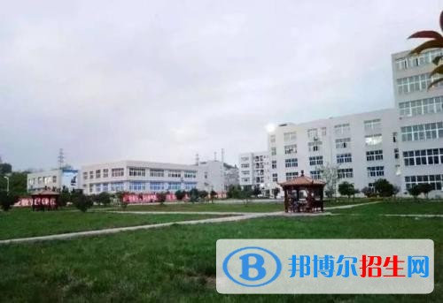貴州航空工業(yè)技師學院白云分校招生辦聯(lián)系電話