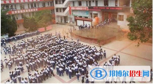 德江第二中學(xué)2019年報(bào)名條件、招生要求、招生對(duì)象