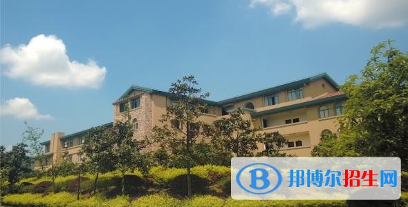 重慶輕工職業(yè)學院五年制大專2019年報名條件、招生要求、招生對象
