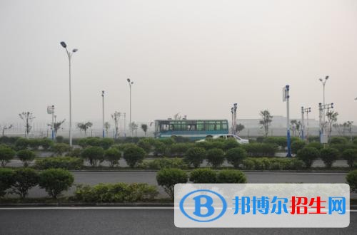 重慶公共運輸職業(yè)學院五年制大專2019年報名條件、招生要求、招生對象